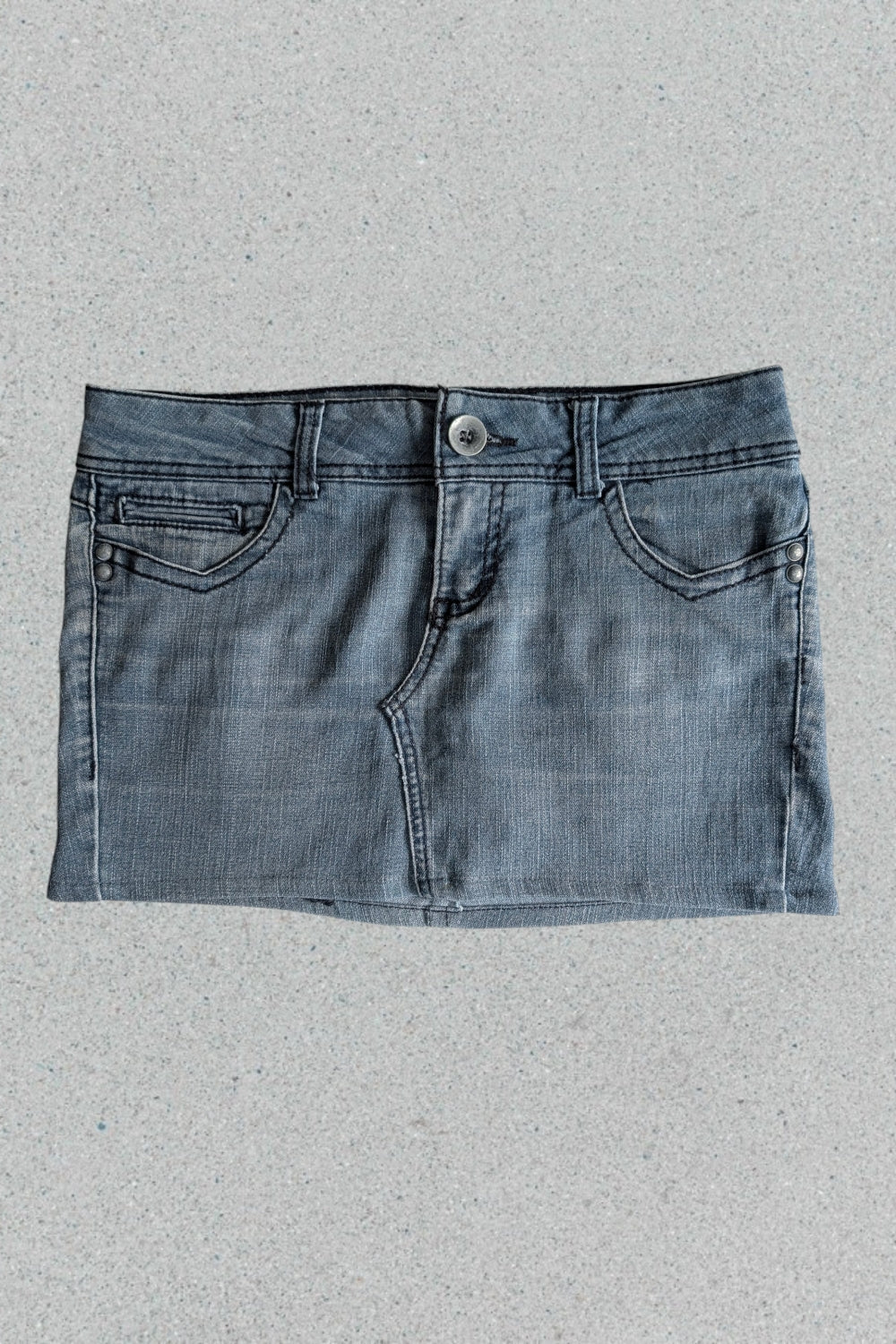 Rewind Low Waist Jeans-Minirock mit Fleur-de-Lis Stickerei 🖤