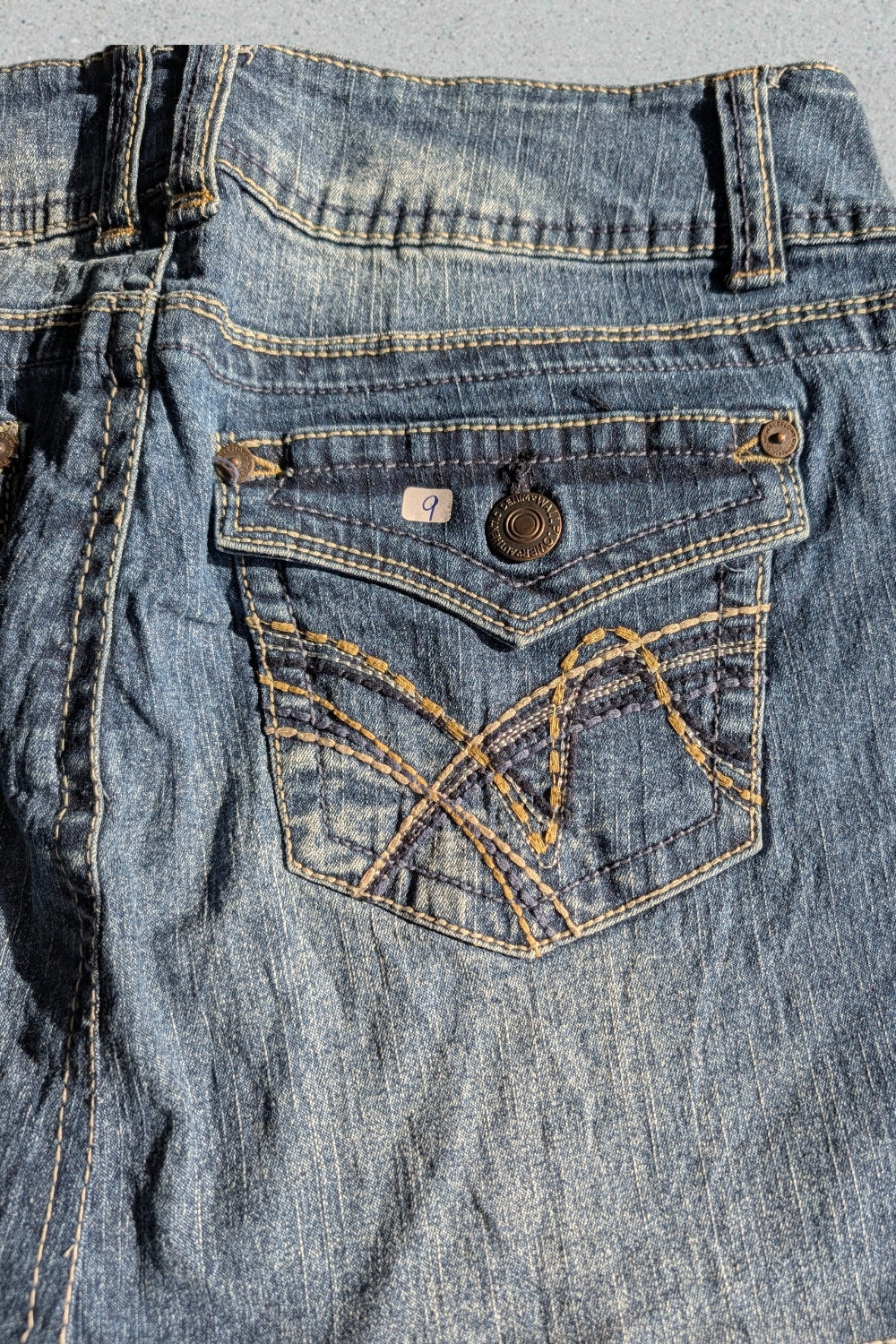 ✨ Rare Japan Style Y2K Minirock – Ein absoluter Hingucker! ✨