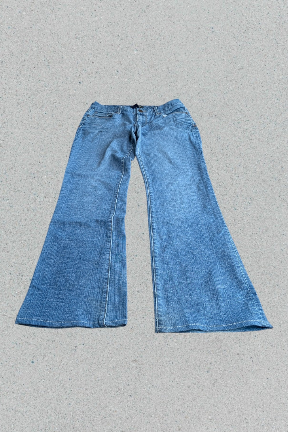 Vintage Y2K Flare Jeans • Schlaghose 70er Style • Medium Wash Denim