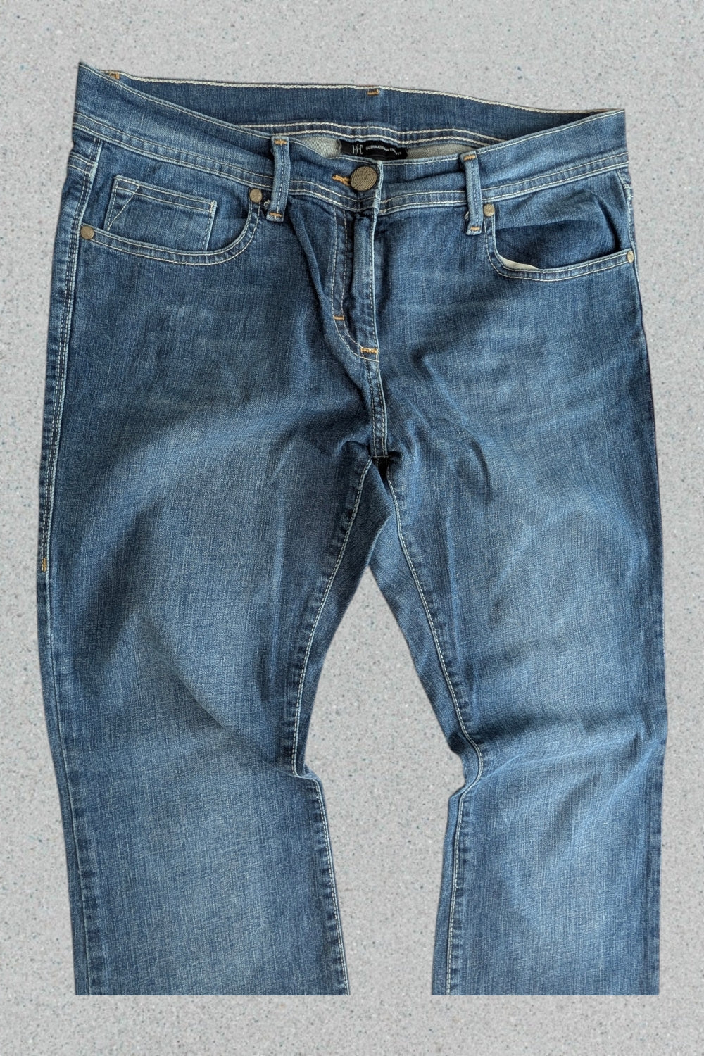 Bootcut Jeans mit Nieten-Details • Y2K Vintage Style • Damen