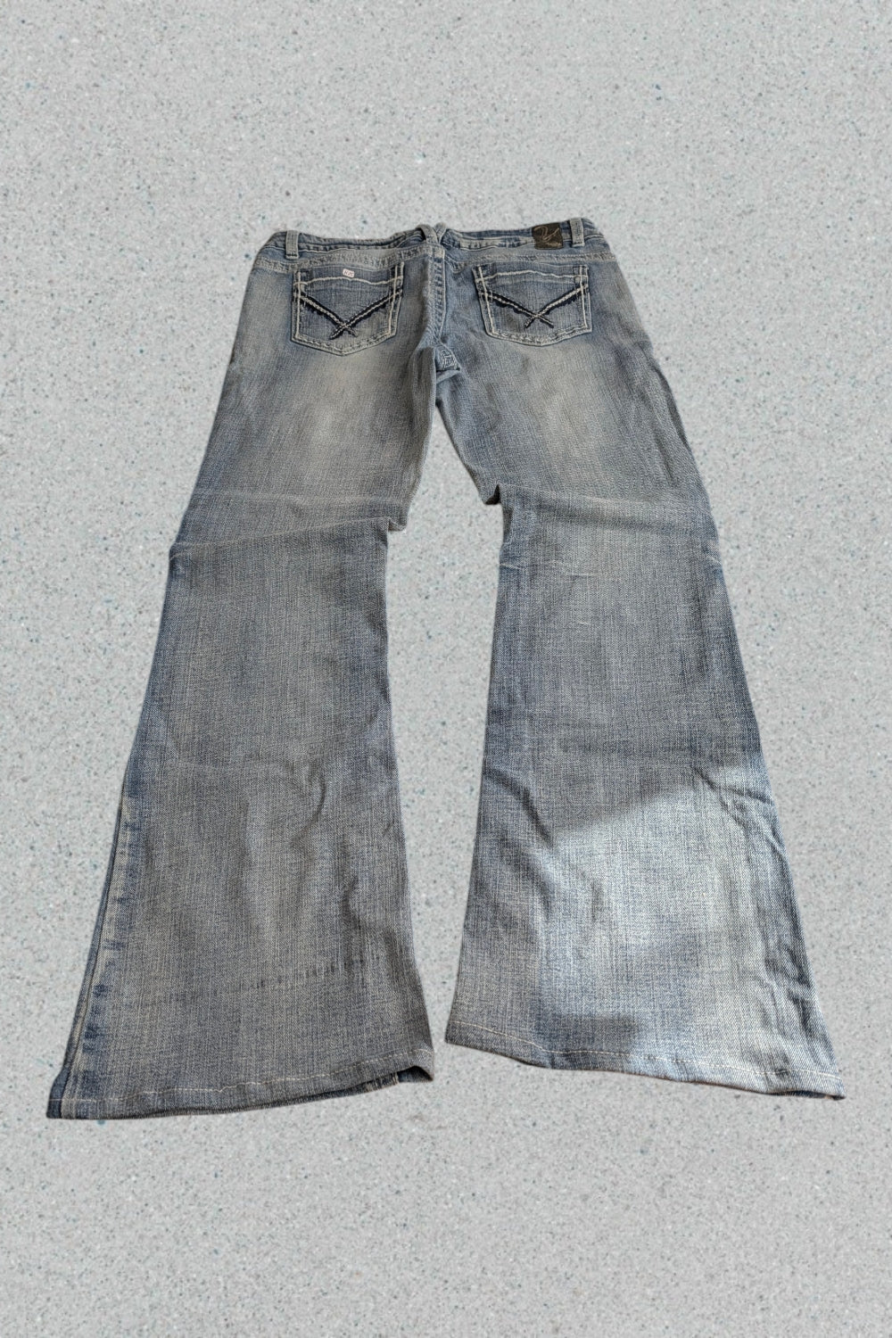 Graue Bootcut Jeans • Y2K Vintage Style • Ausgestellter Schnitt
