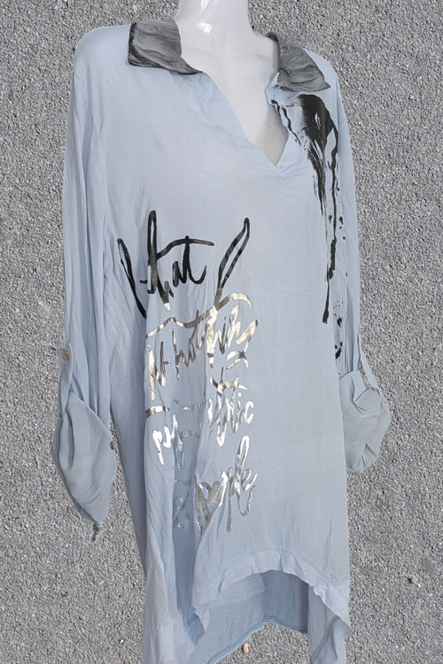 Edle Bluse – Made in Italy – NEU – Hellblau/Schwarz